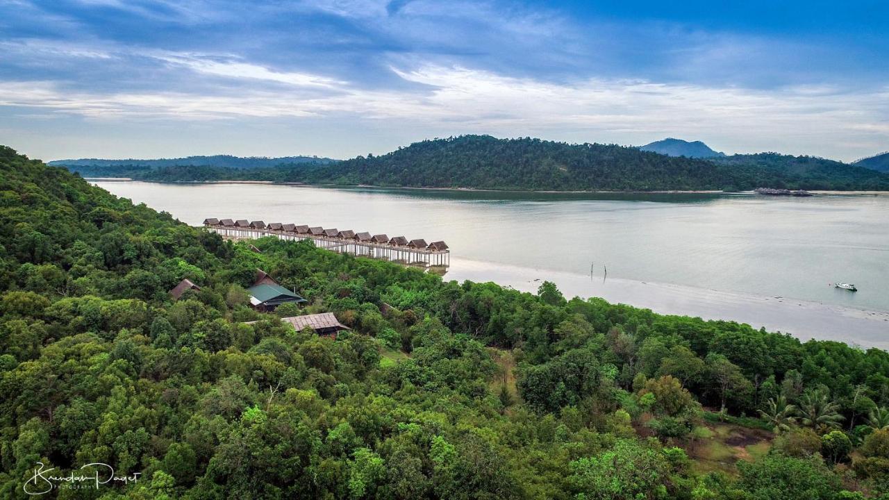 Telunas Private Island Sugi ภายนอก รูปภาพ